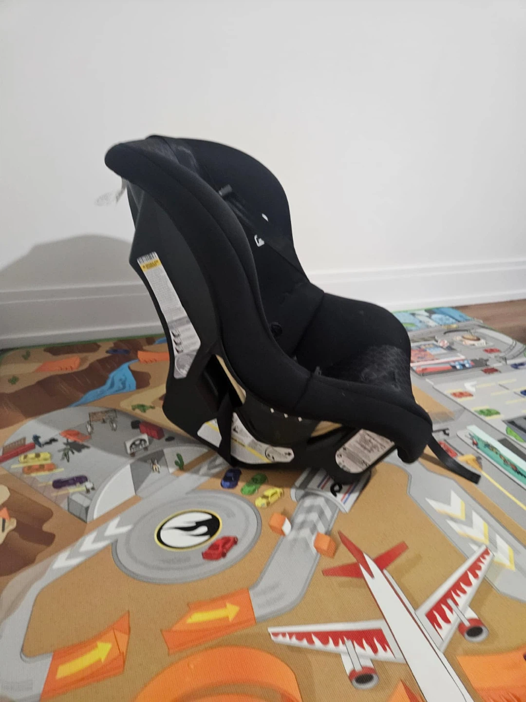 Cosco Black Car Seat - photo 3