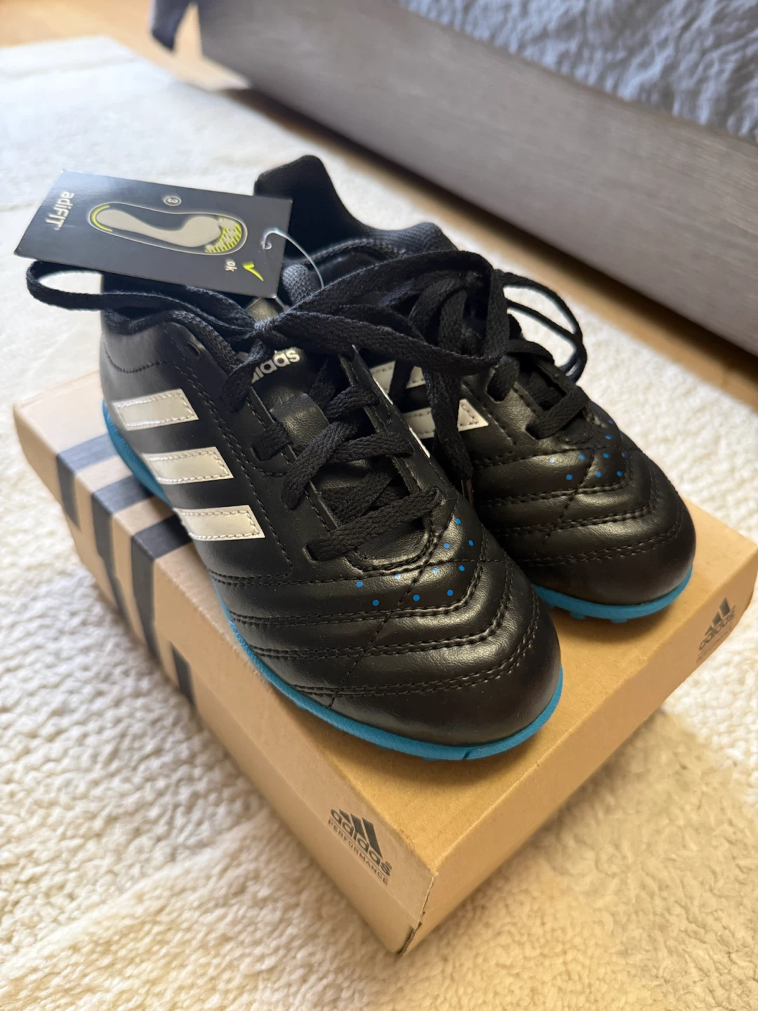 Adidas Soccer Cleats Black/White/Blue