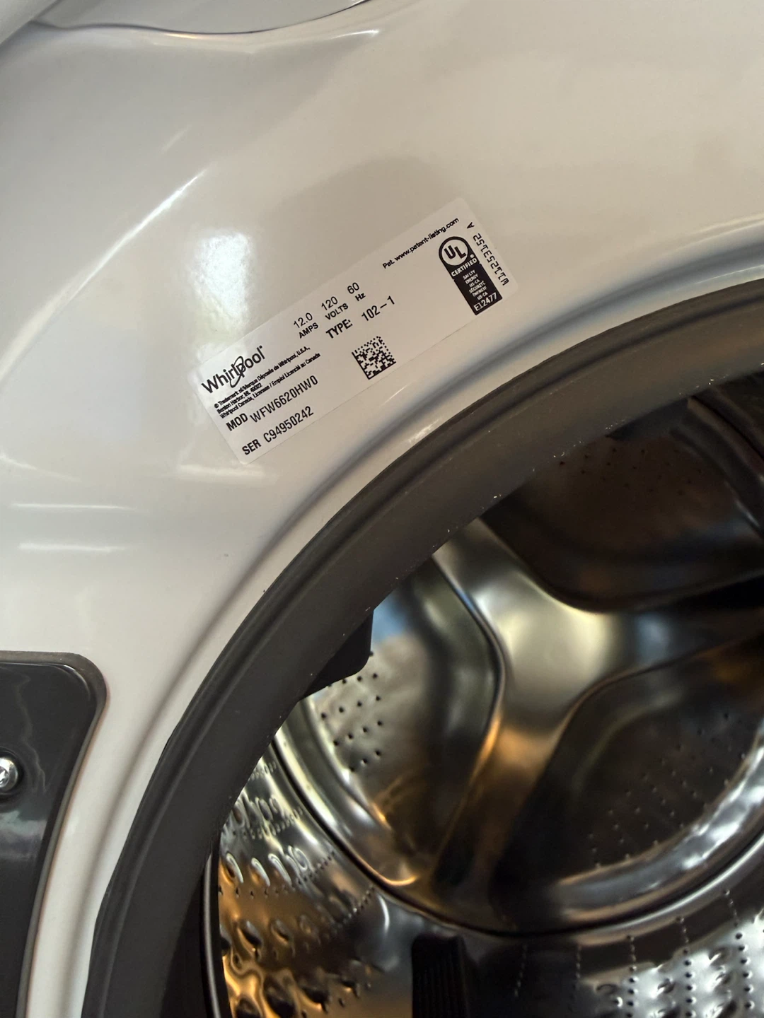 Whirlpool 27” Front Load Washer and Dryer Set - photo 2