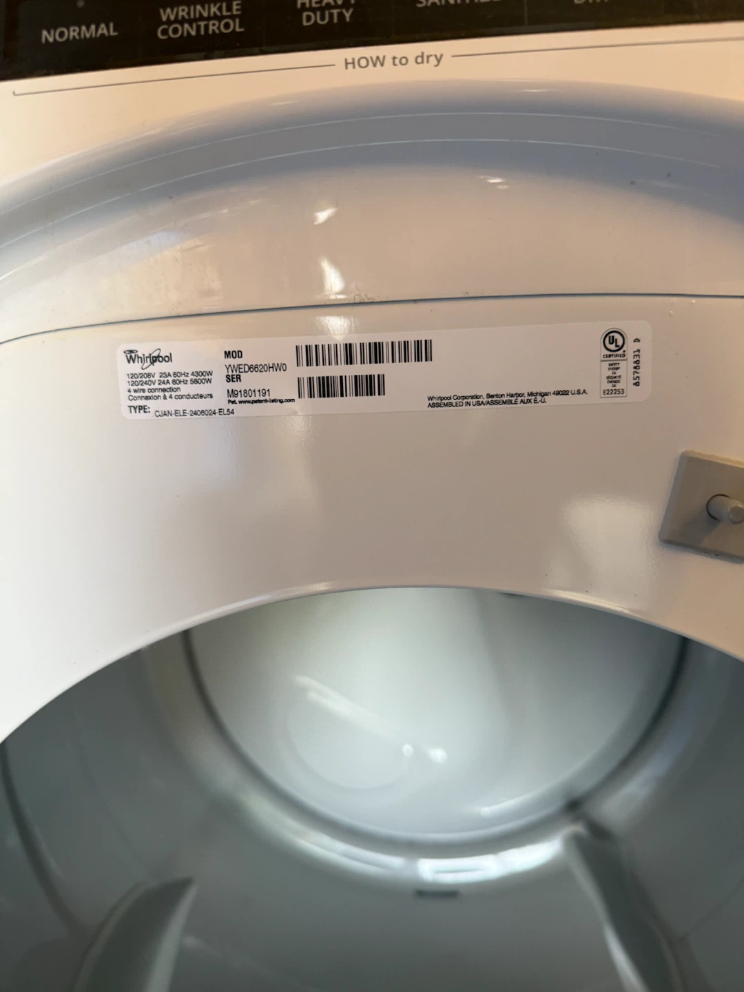 Whirlpool 27” Front Load Washer and Dryer Set - photo 5
