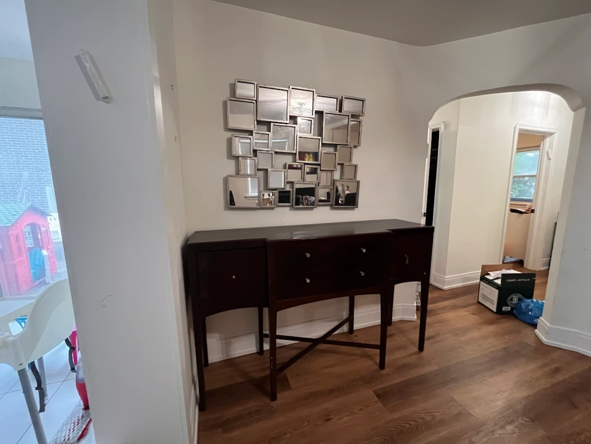 Dark Wood Sideboard Buffet Table - photo 2