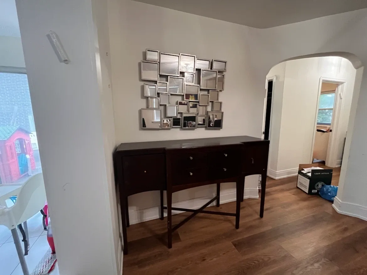 Dark Wood Sideboard Buffet Table - photo 2