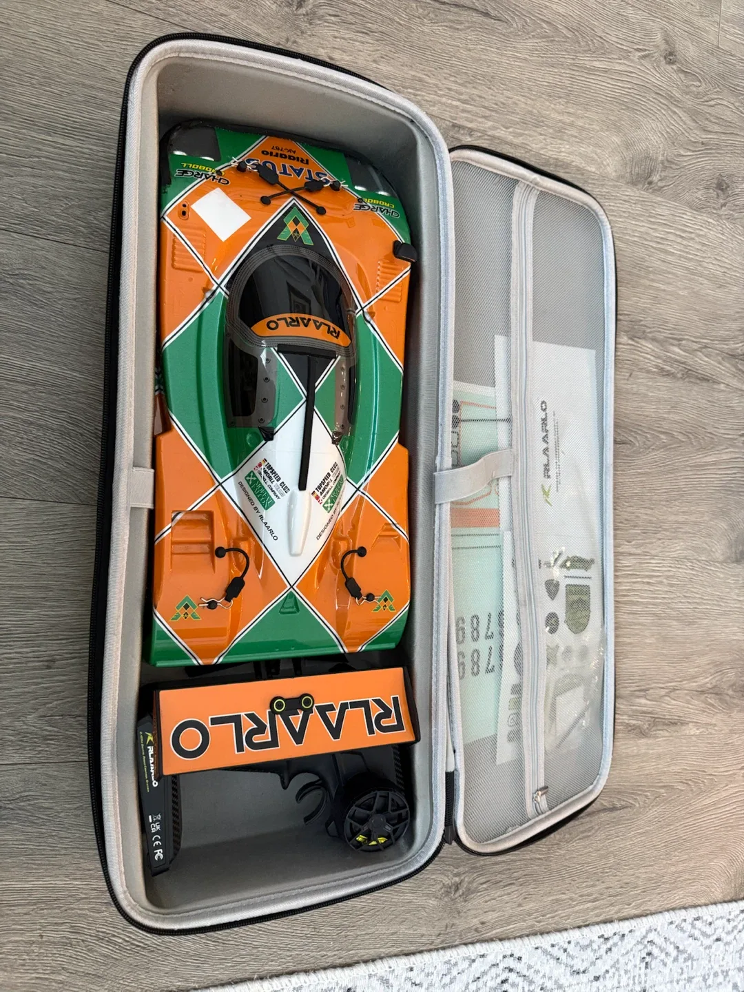Riario AK-787 RC Car with Remote and Case