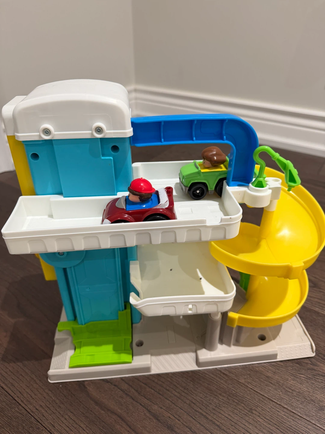 Little People Garage Playset - photo 2