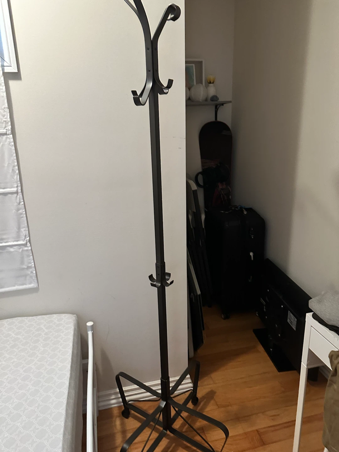 Black Metal Coat Rack - photo 2