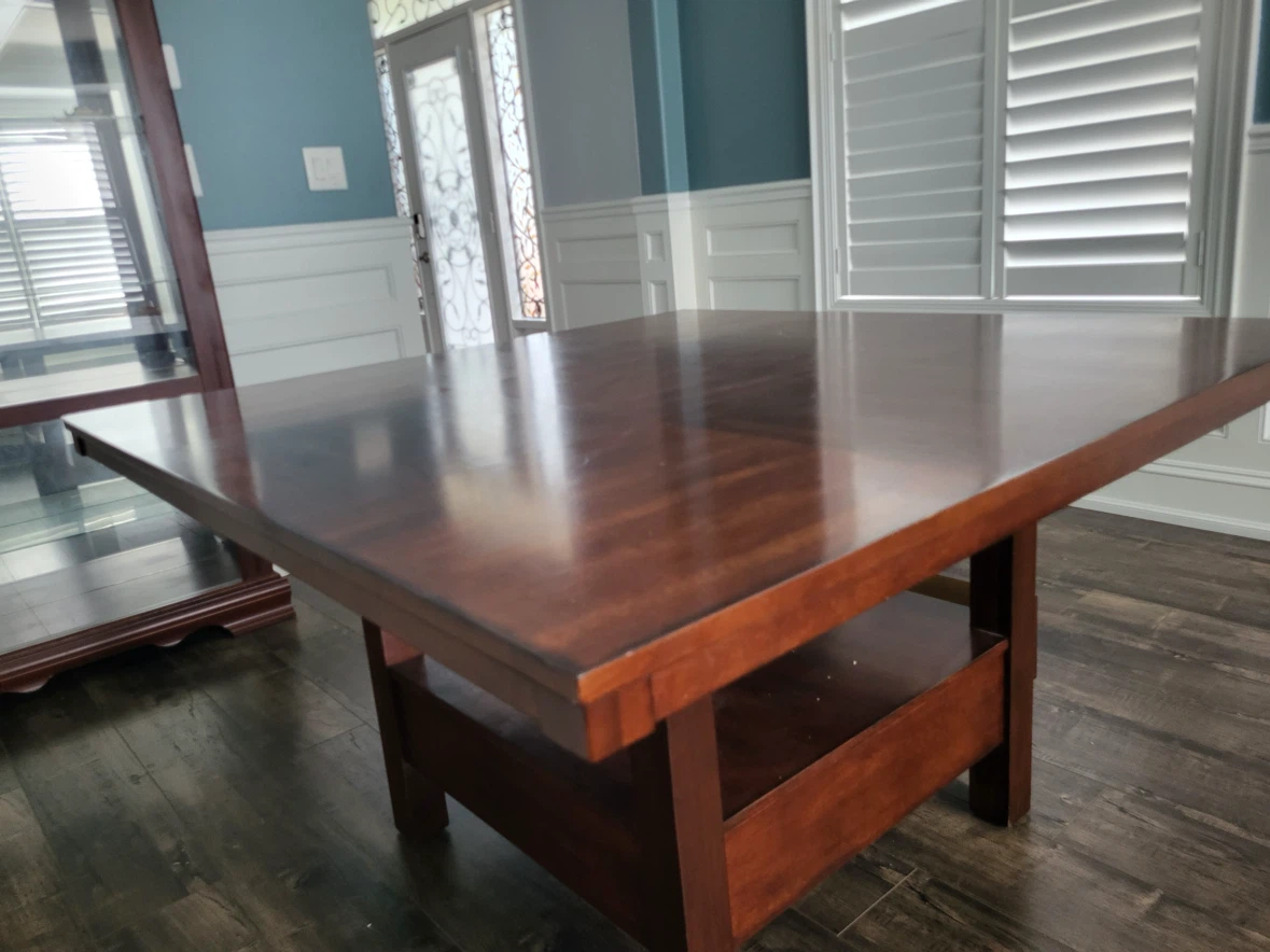 Sold wood dining table - photo 2