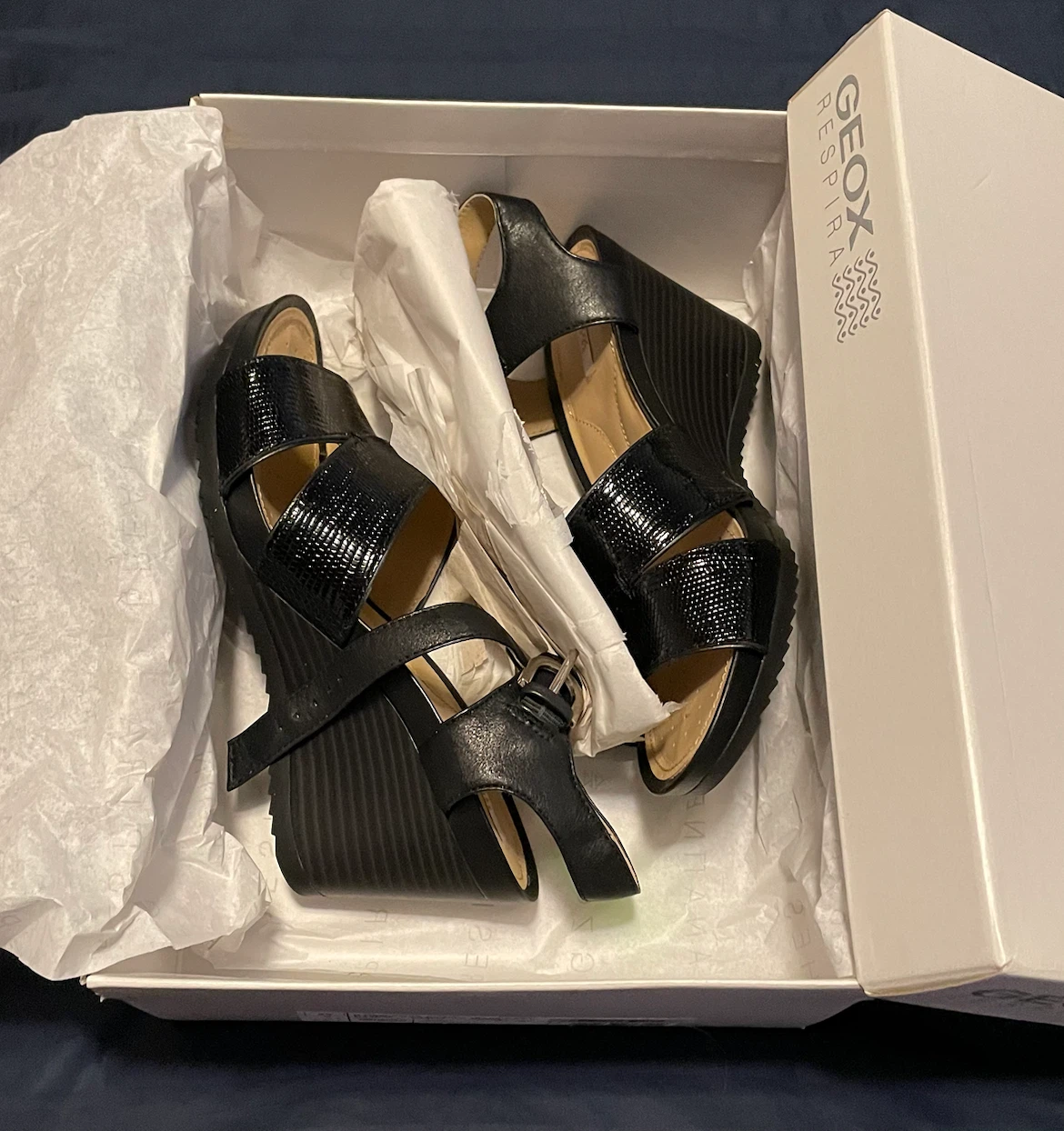 Women’s Wedge Sandals Size 9
