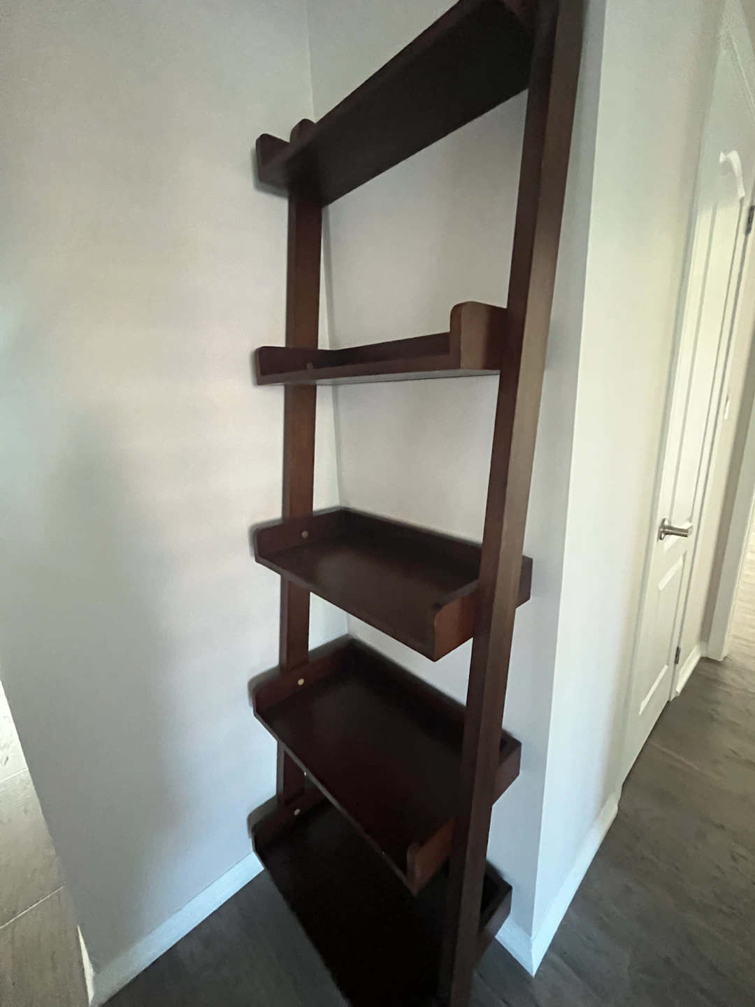 Quality Dark Wood Ladder Shelf - photo 2