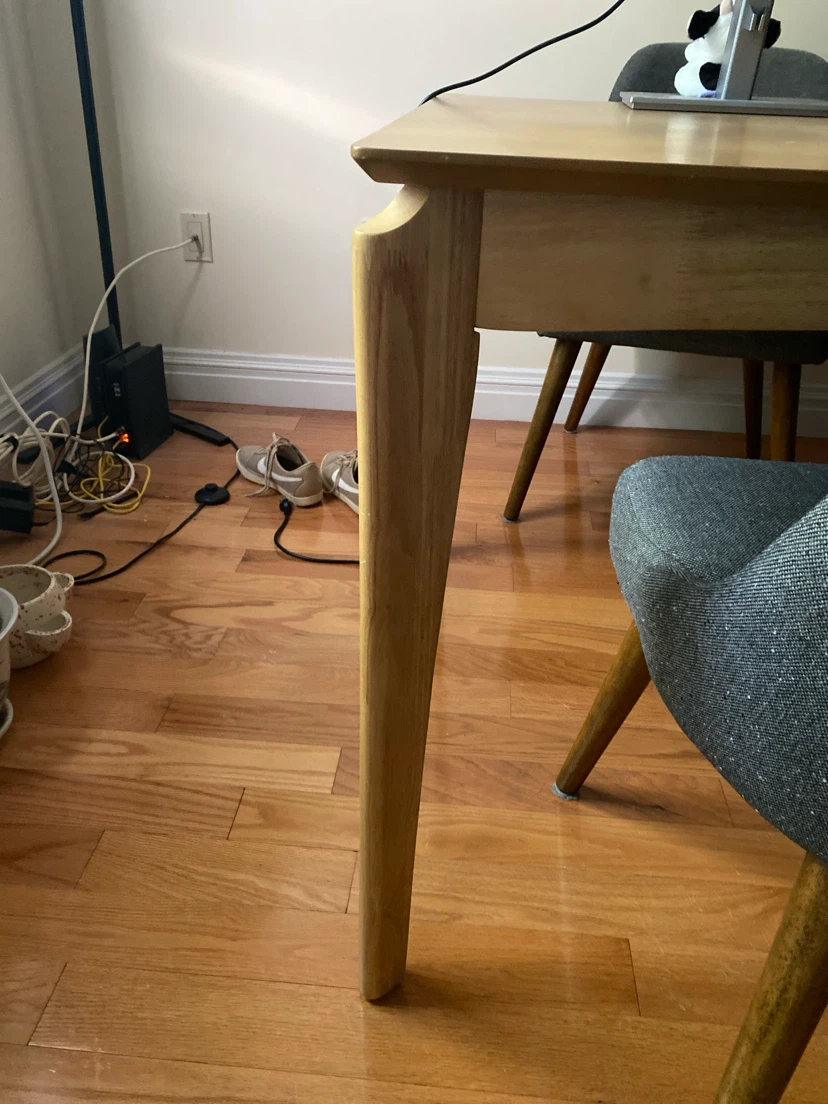Dining Table - photo 4