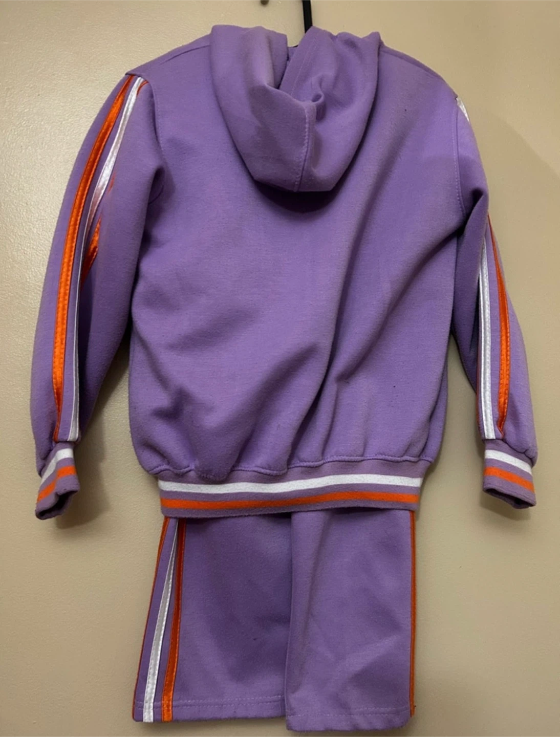 Girls Purple Tracksuit with Butterfy Emblem size 7/8 - photo 2