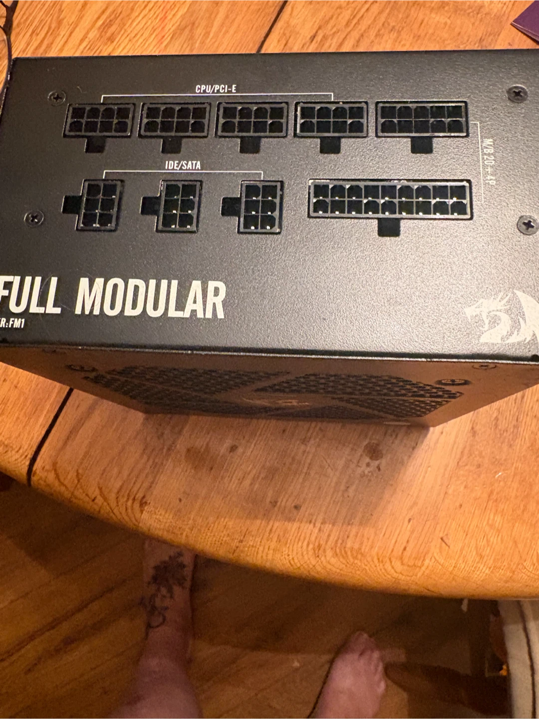 Redragon 750W 80+ Gold Fully Modular Power Supply - photo 3