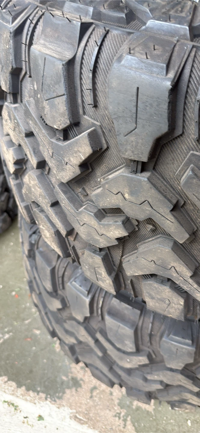 Set of 4 (33x12.50R20LT) Mud Tires with Purple Rims - photo 3