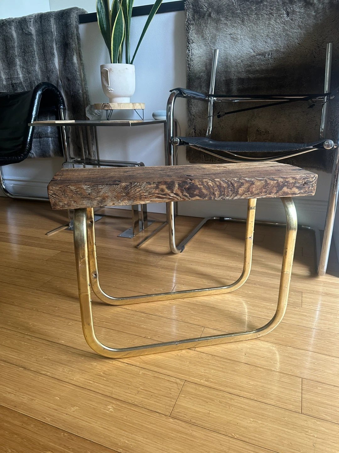 VINTAGE RECLAIMED WOOD BRASS COFFEE END SIDE PLANT STAND TABLE - photo 4