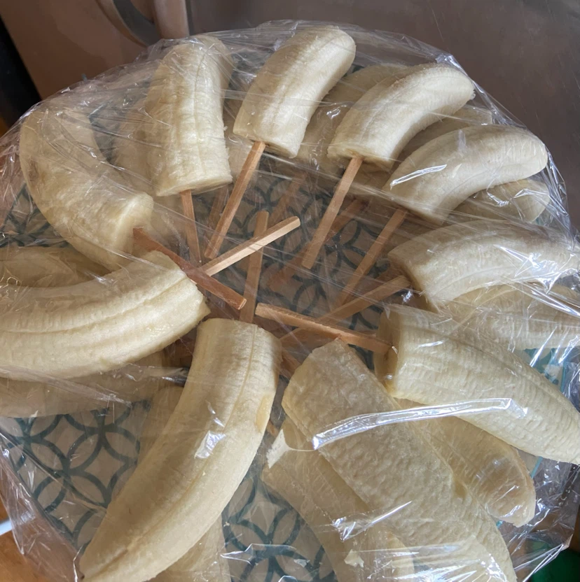 Homemade Chocolate Dipped Bananas (chocobananos) - photo 5