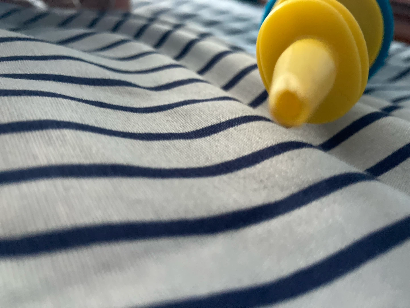 Blue and Yellow Balloon Pump - photo 5