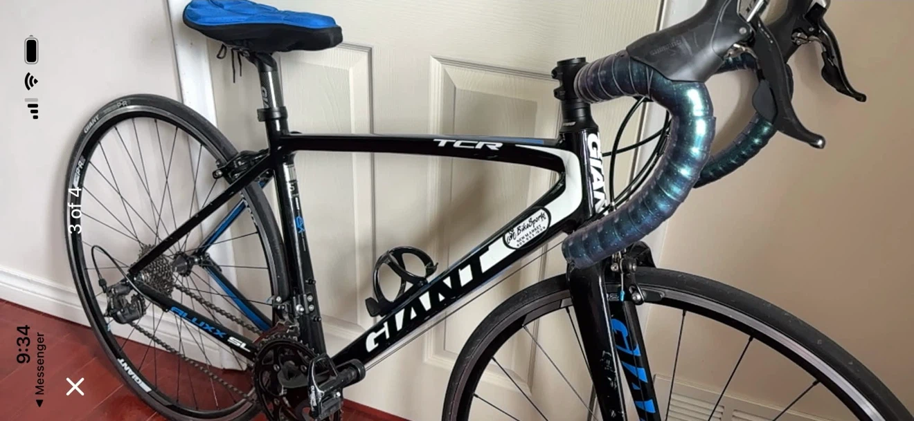Giant TCR Road Bike - photo 2