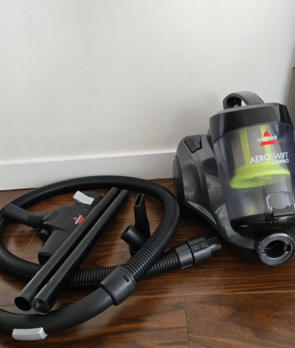 Bissell AeroSwift Compact Bagless Canister Vacuum - photo 3