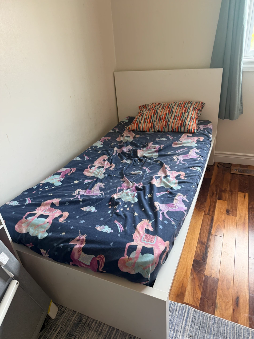 Twin Bed with mattress - photo 2