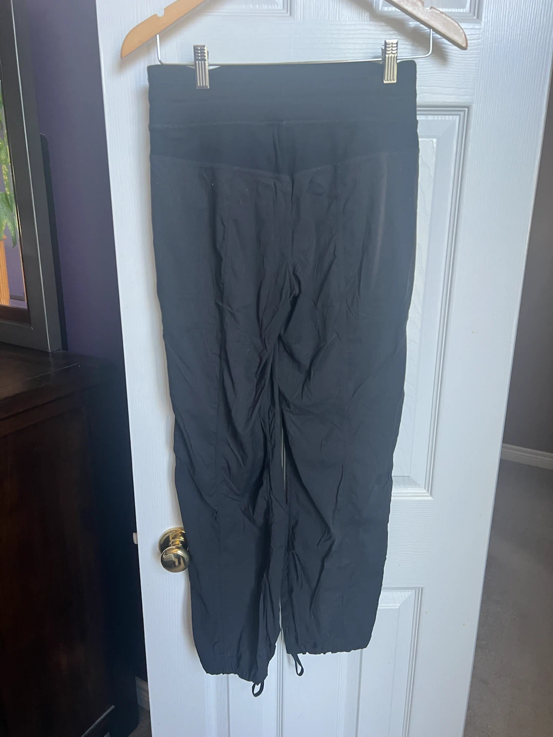 Lululemon Black studio pants Size 4 - photo 2