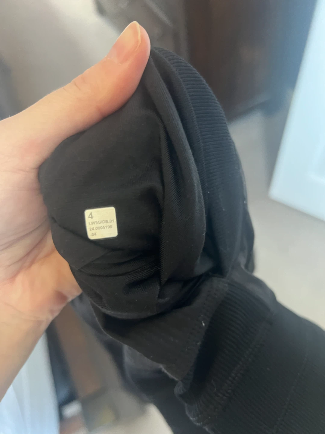 Lululemon Black studio pants Size 4 - photo 3