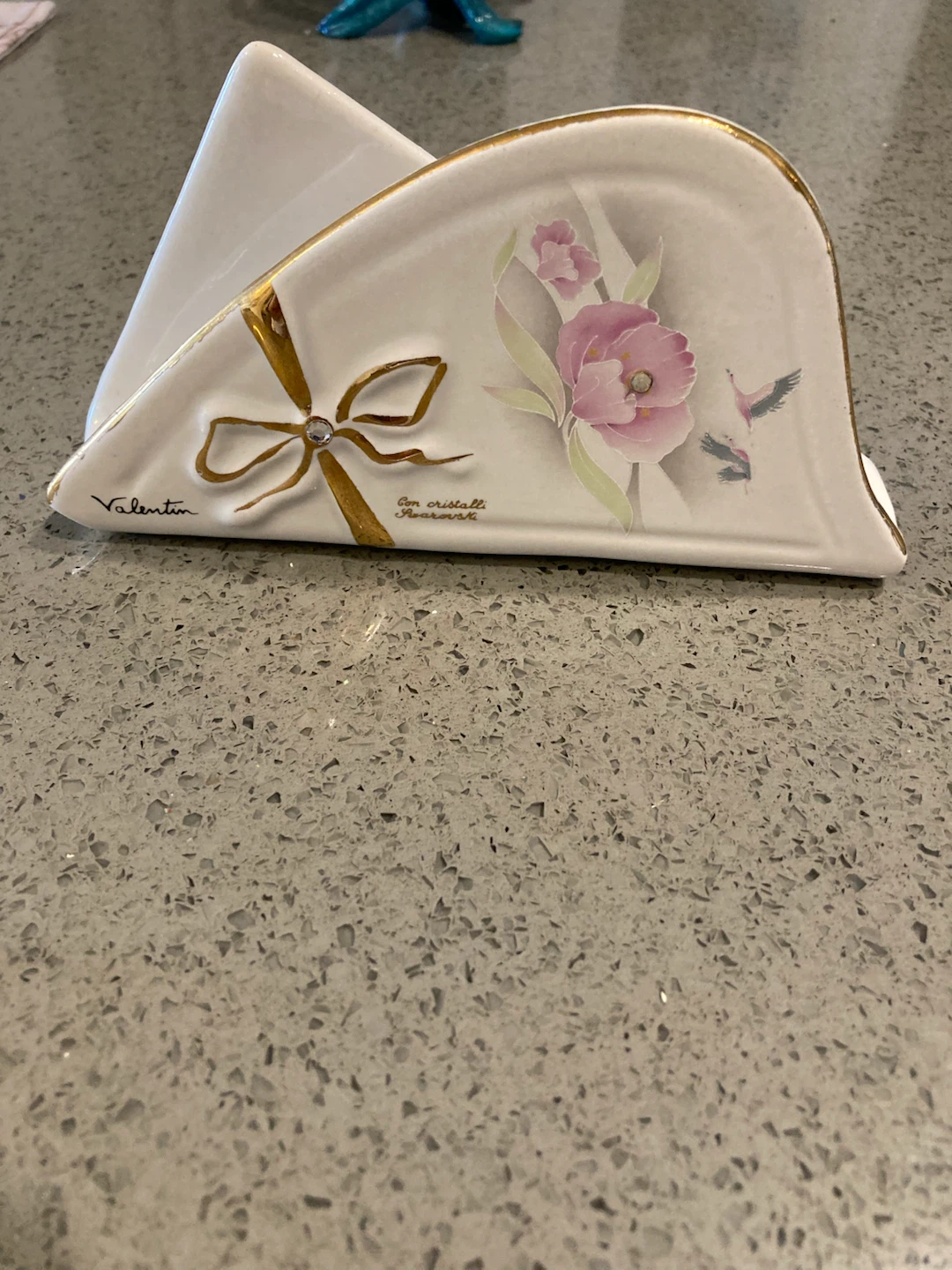 Valentin Napkin Holder with Floral Design - photo 2