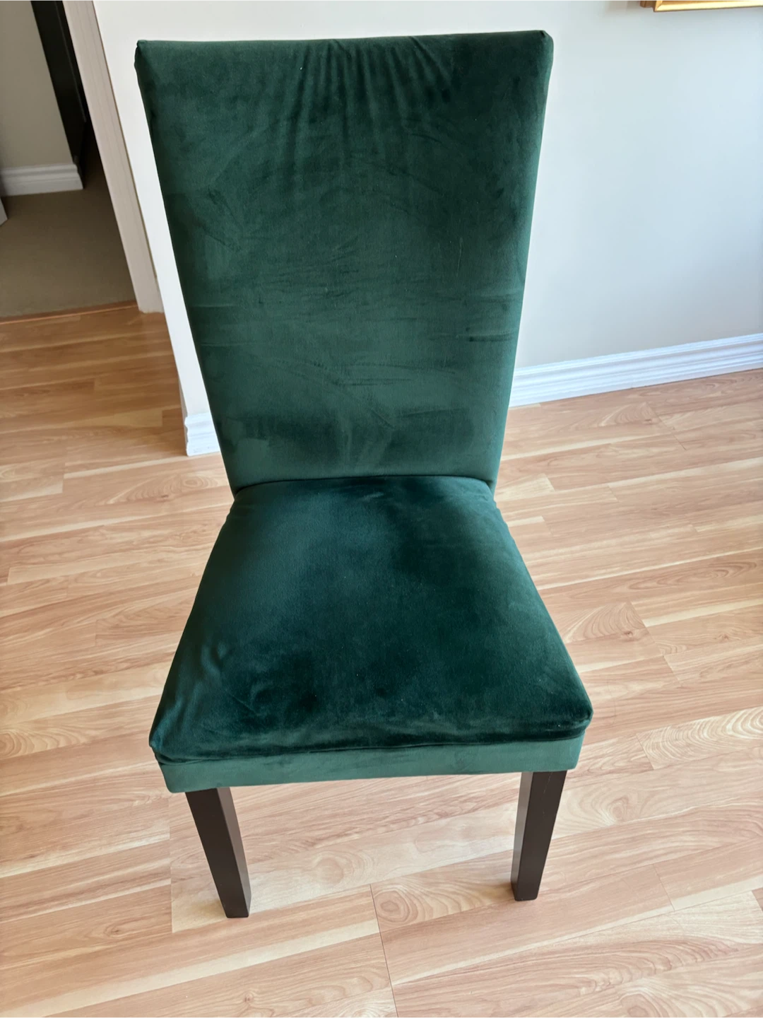 Table and 4 green velvet chairs. - photo 2