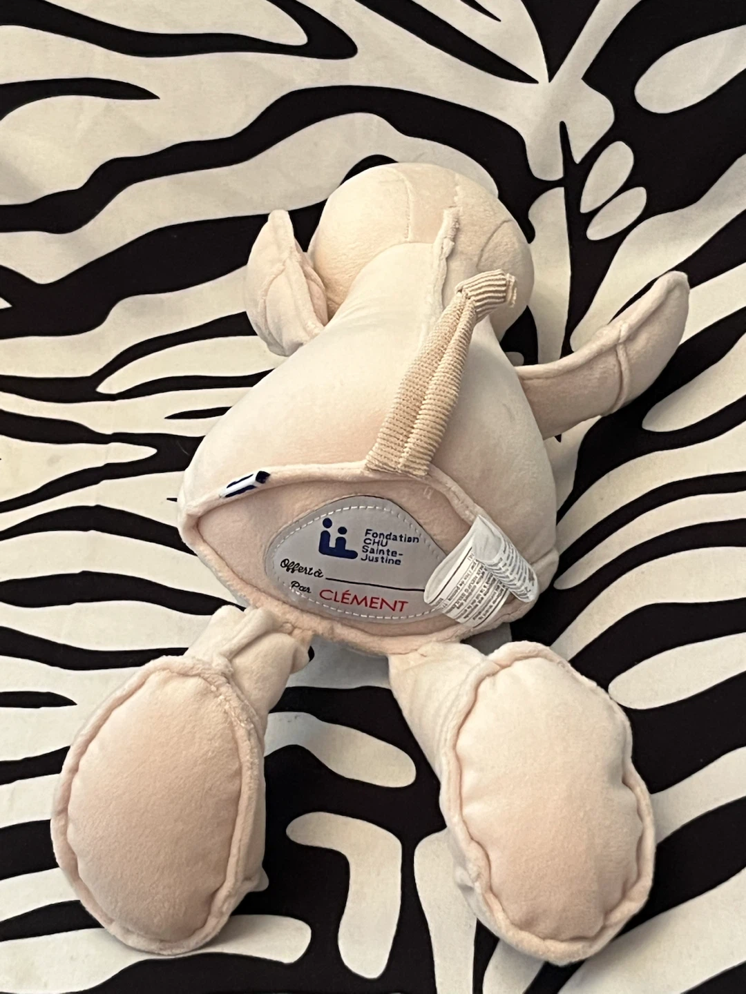🩷 Kangaroo Plush - Special Edition CHU Sainte‑Justine Foundation - photo 2