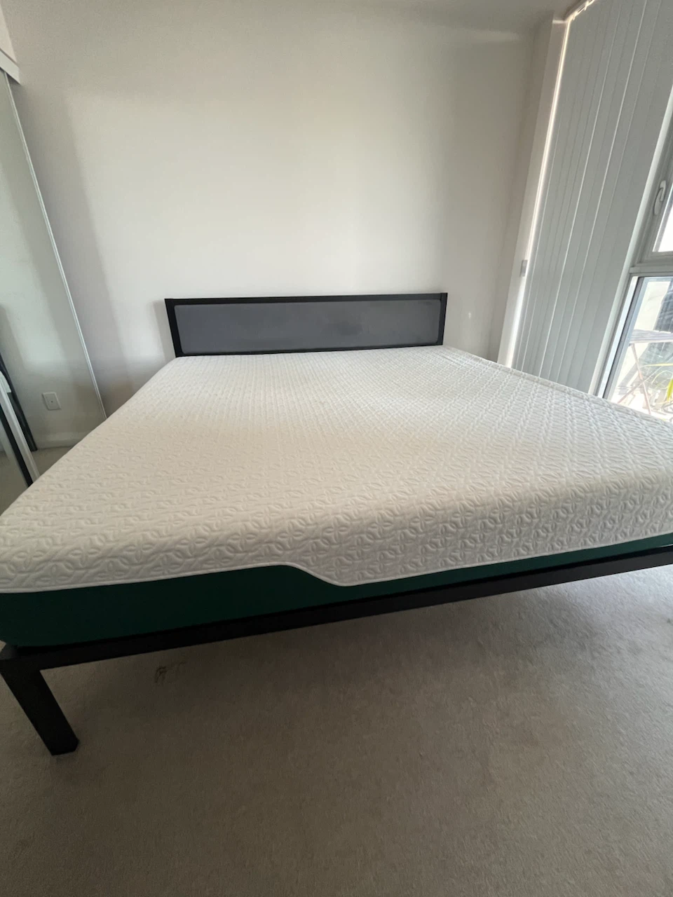 Zinus Cooling Memory foam king Size Mattress - photo 2