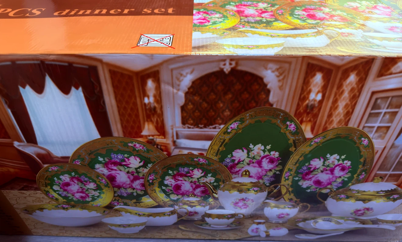 137 Piece Dinner Set - photo 2