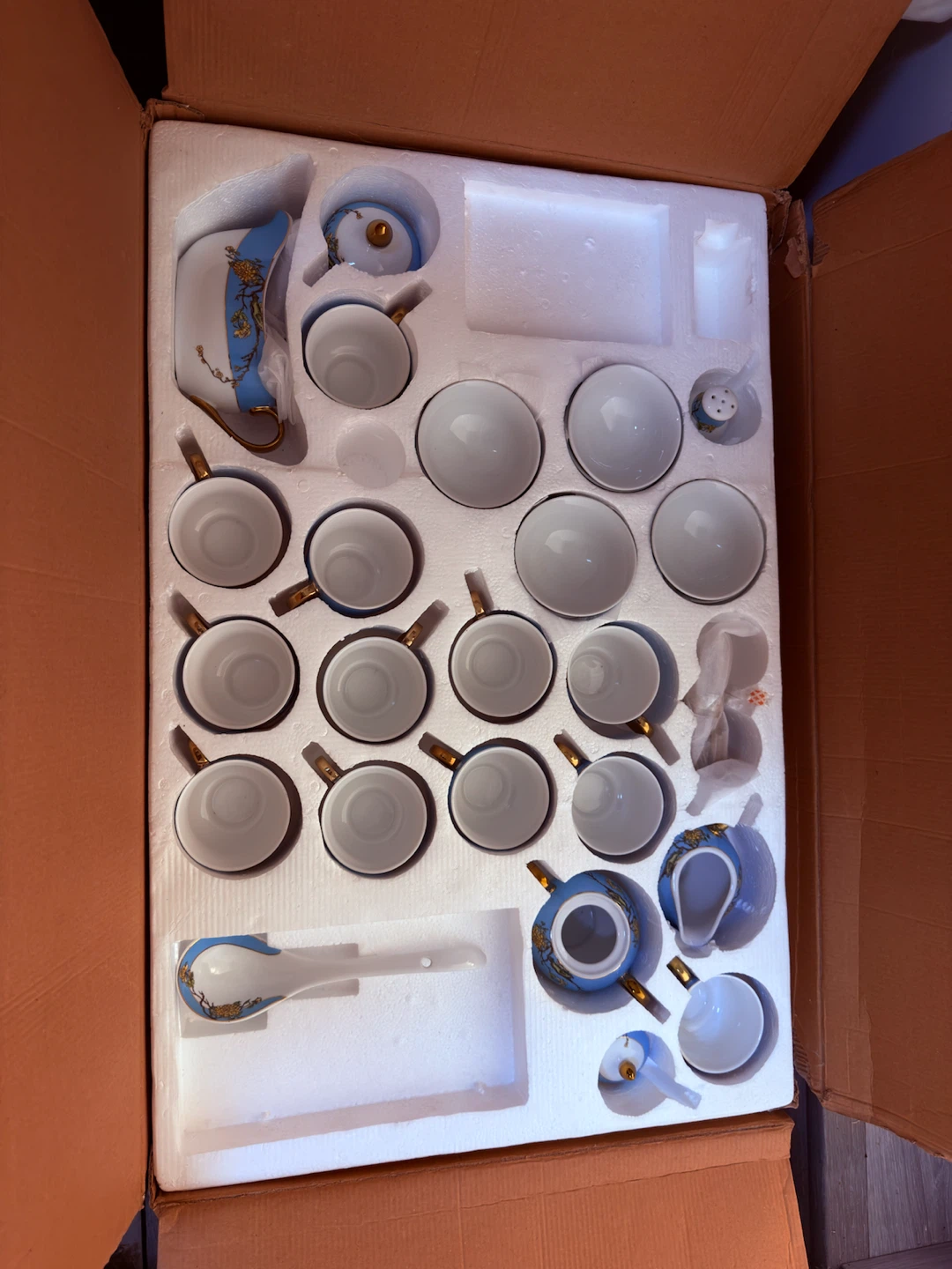 137 Piece Dinner Set - photo 3