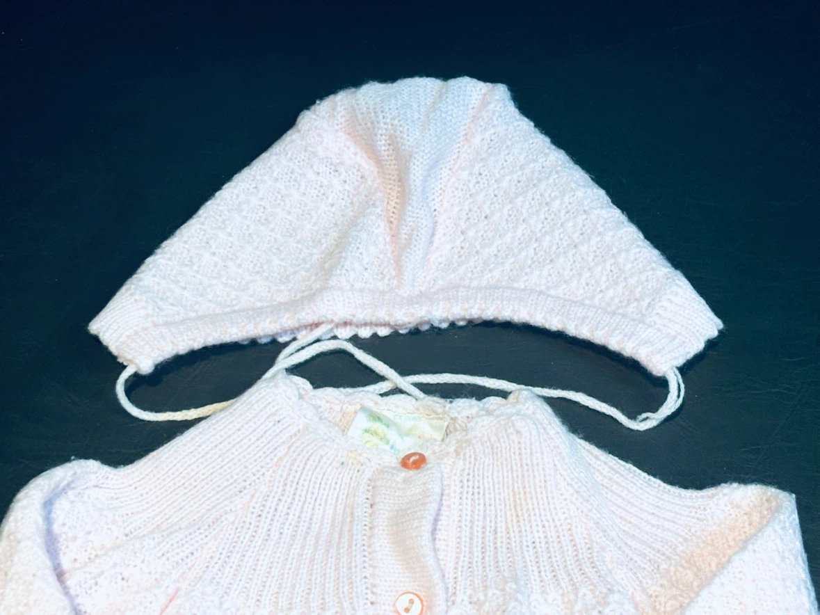 New Baby Girl Knit Outfit - photo 4