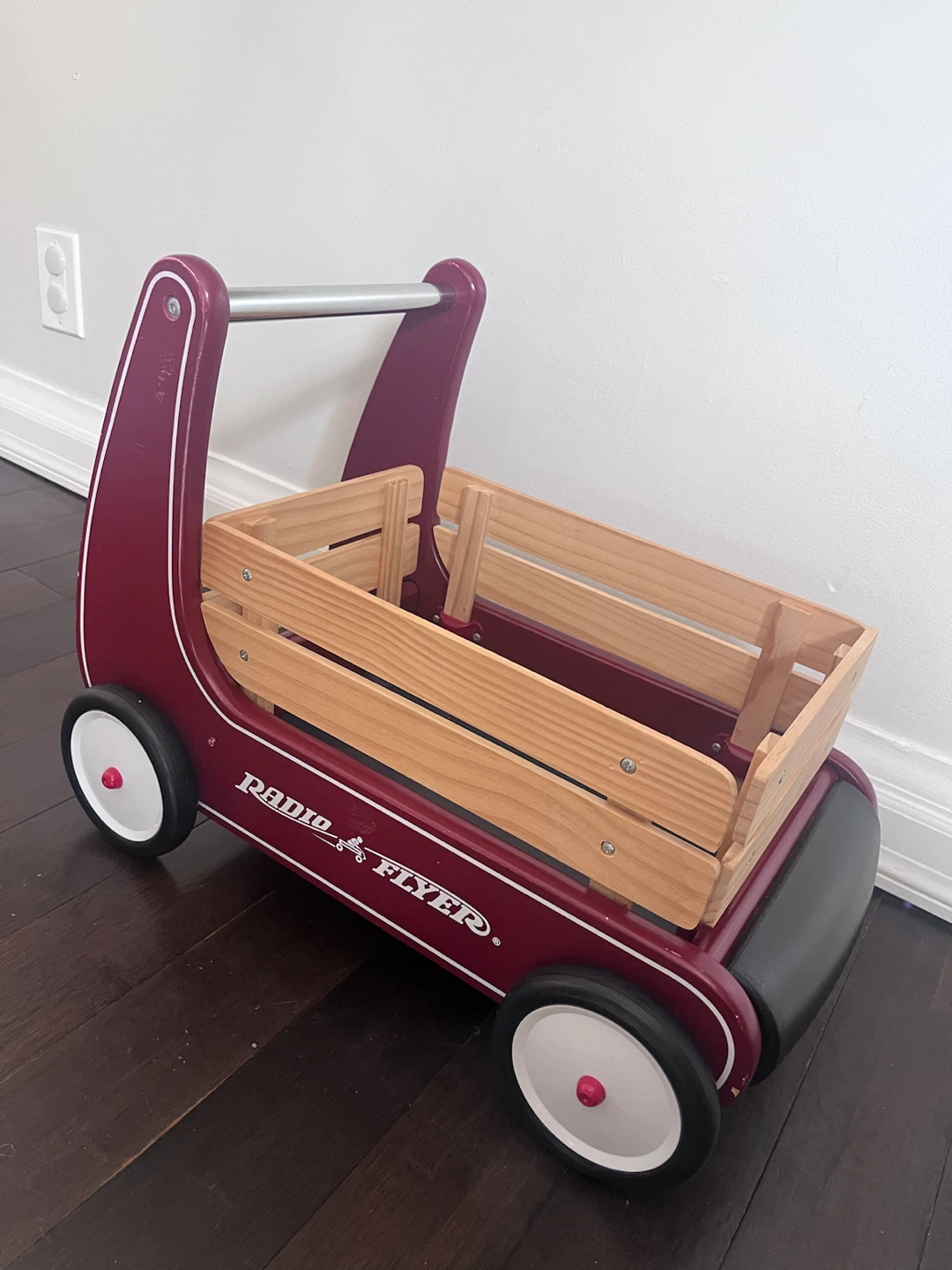 Radio Flyer Solid Wood Baby Walker and Storage Wagon - photo 2