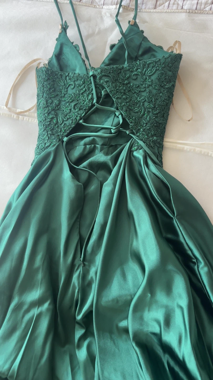 Emerald Green Lace Dress - photo 3