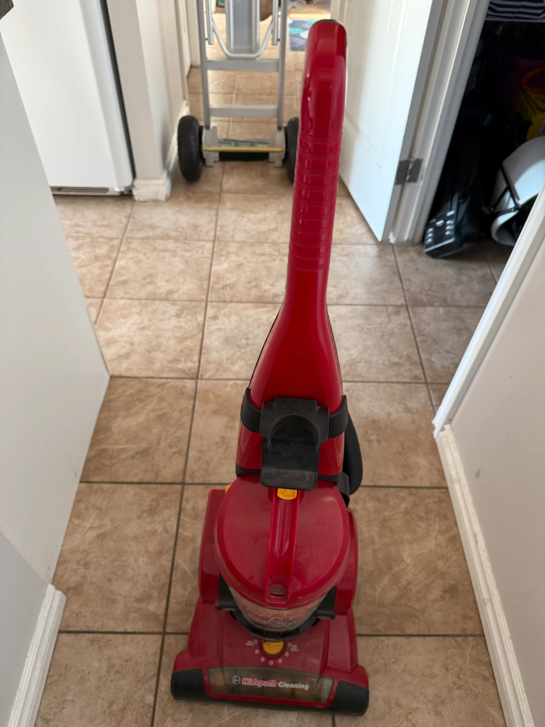 BISSELL Upright Vacuum Cleaner - photo 2