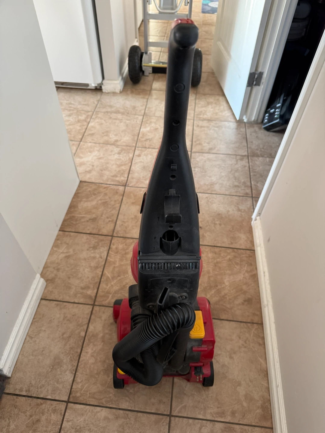 BISSELL Upright Vacuum Cleaner - photo 5
