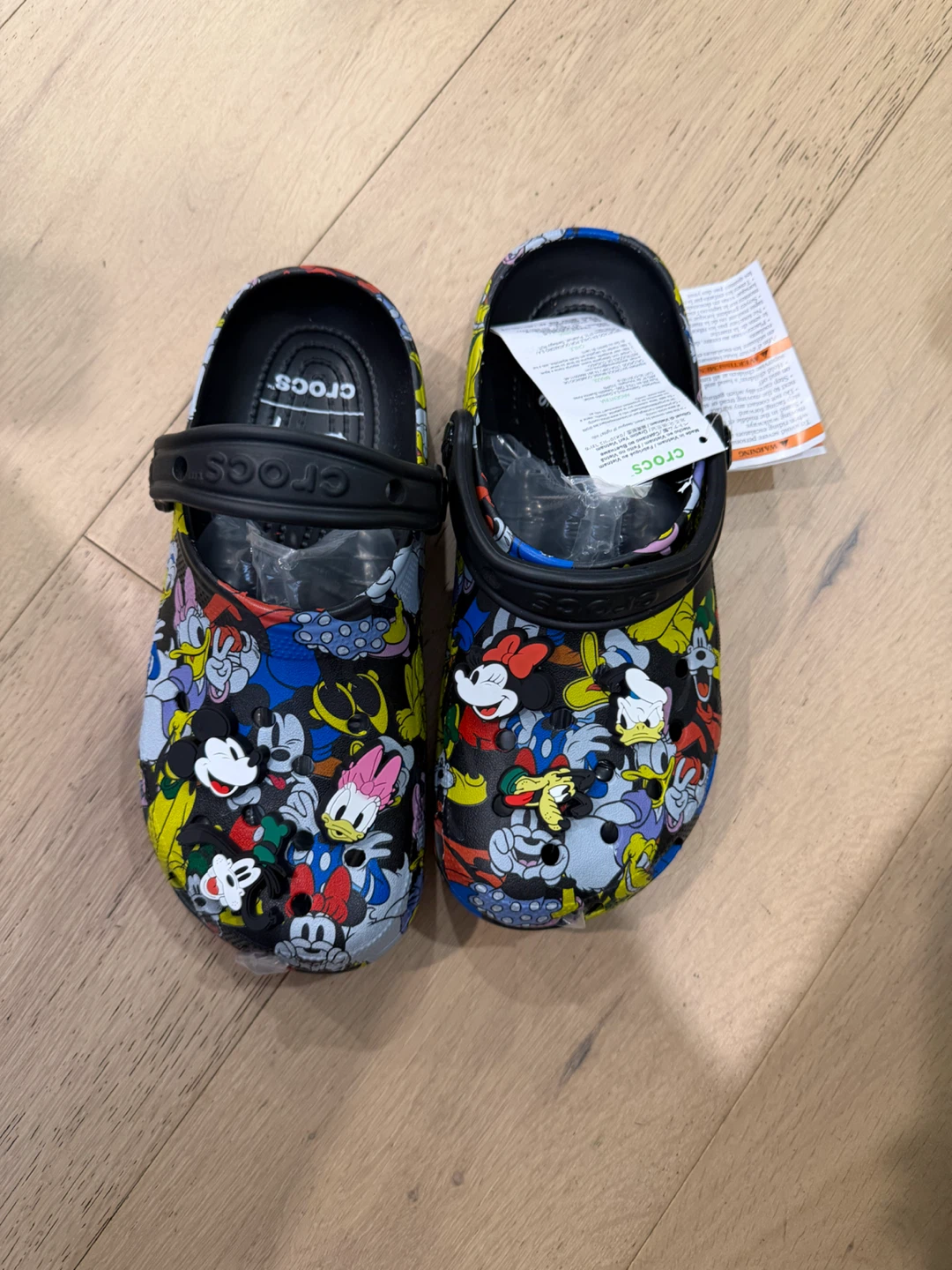 Women’s Crocs Disney Character Clog Shoes Size 7 - photo 2