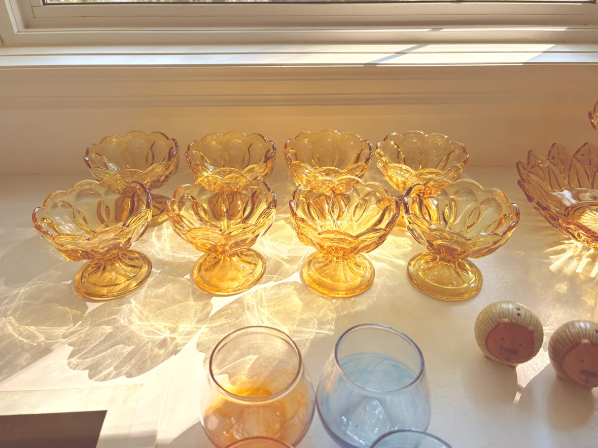 Various MCM glassware Amber Glass Dessert Bowls - Set of 10 - photo 4