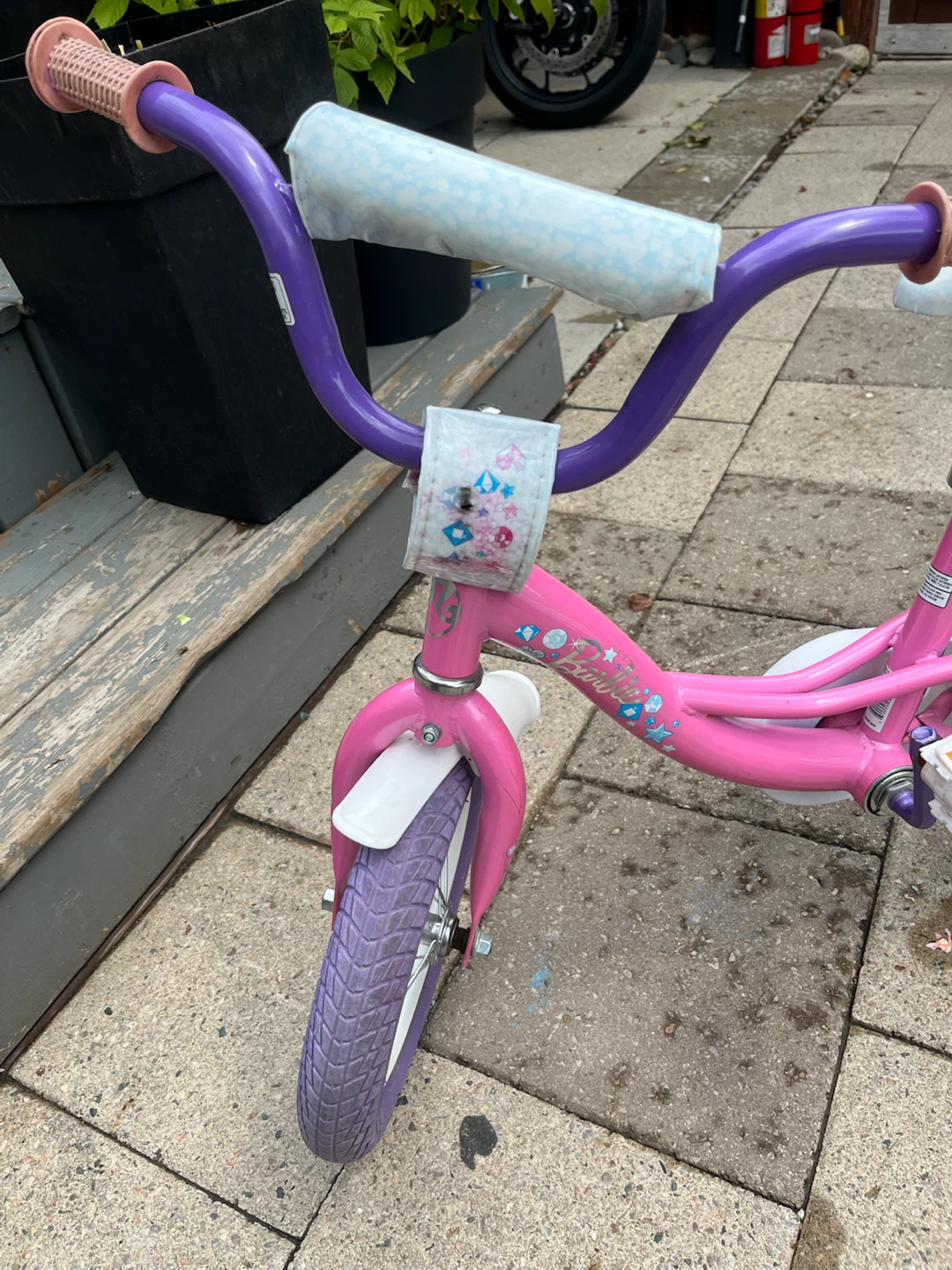 Pink barbie Kids Bike with Training Wheels - photo 2