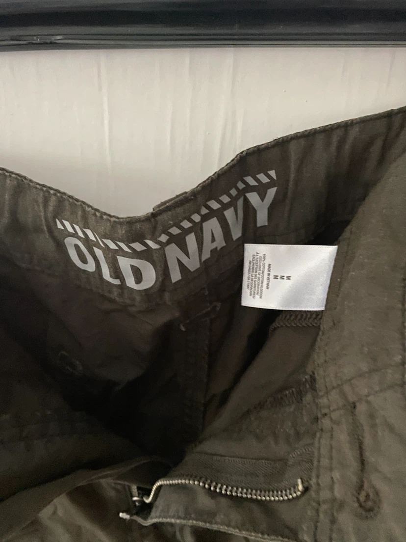 Old Navy Men's Cargo Shorts  brown size medium - photo 2
