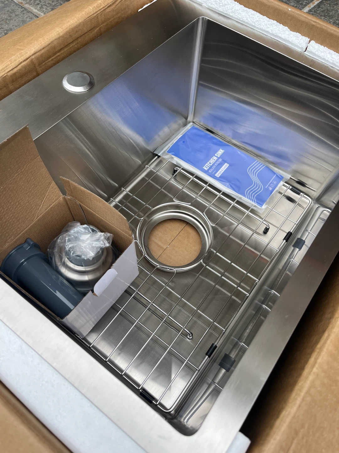 Stainless Steel Undermount Kitchen Sink with Grid and Drain - photo 2
