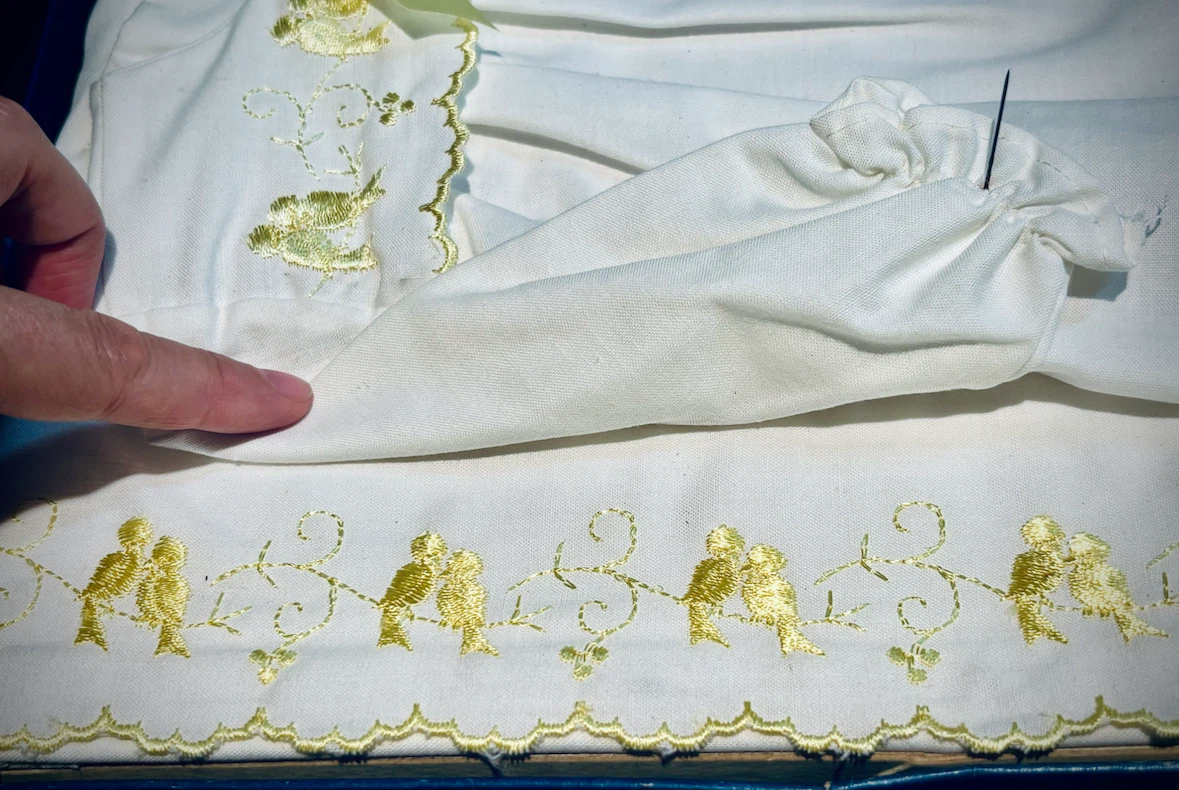 Vintage Embroidered Baby Dress & Blanket - photo 3