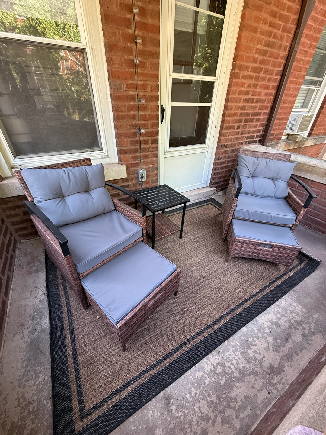 5-Piece Outdoor Patio Set + 5x7 Outdoor Rug