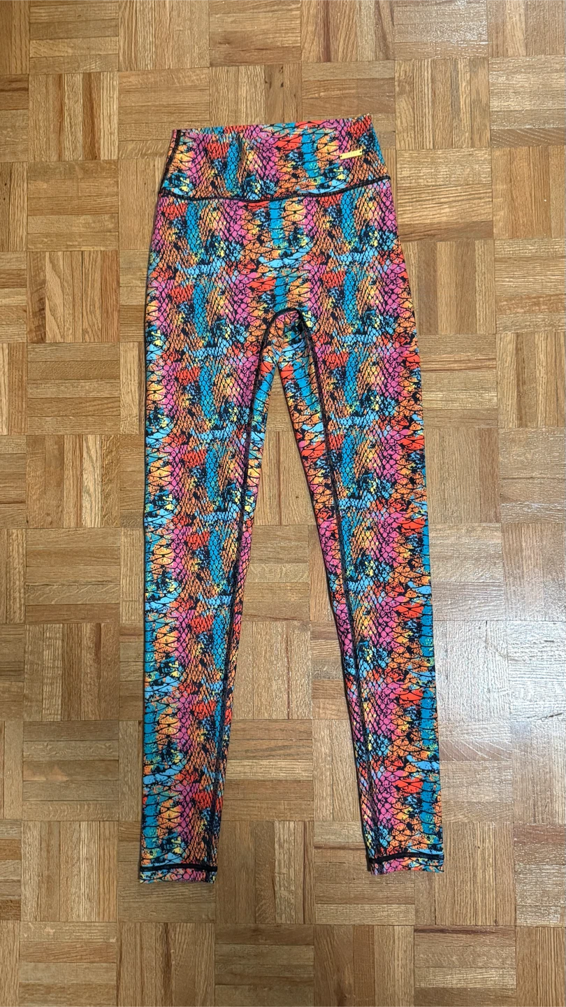 3-Piece Colourful Fit wear - Crop Top, Sport Top Leggings - photo 4