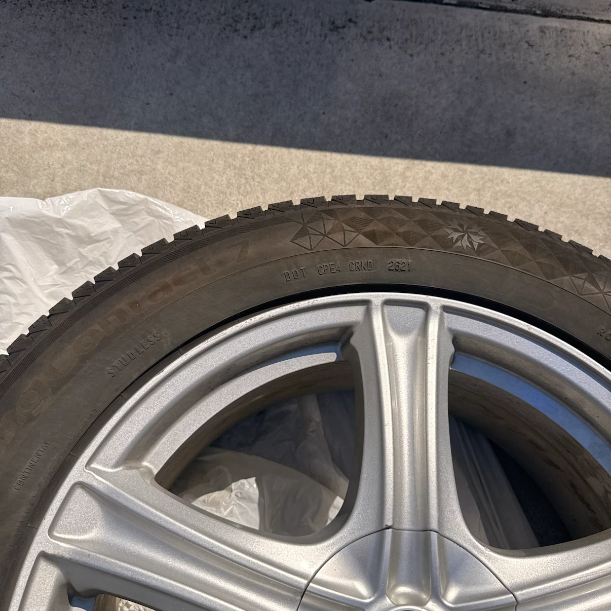 Continental VikingContact 7 Tires - 225/60 R18 - photo 4