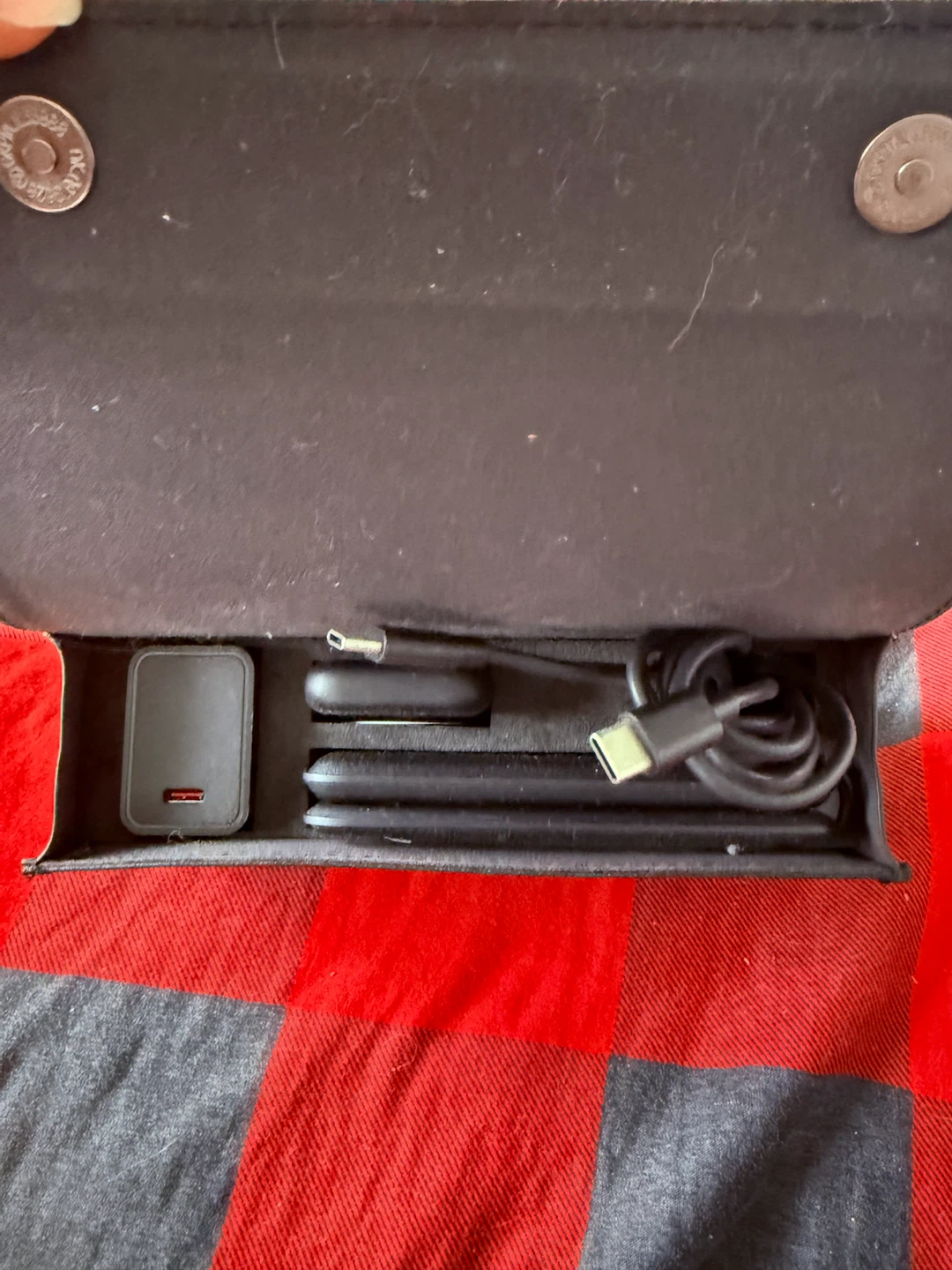 ESR 3-in-1 Wireless Charging Station - photo 2