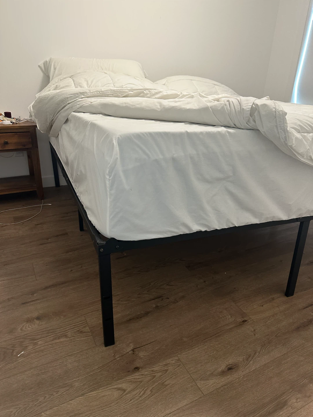 Kingsize Metal Bedframe - photo 2