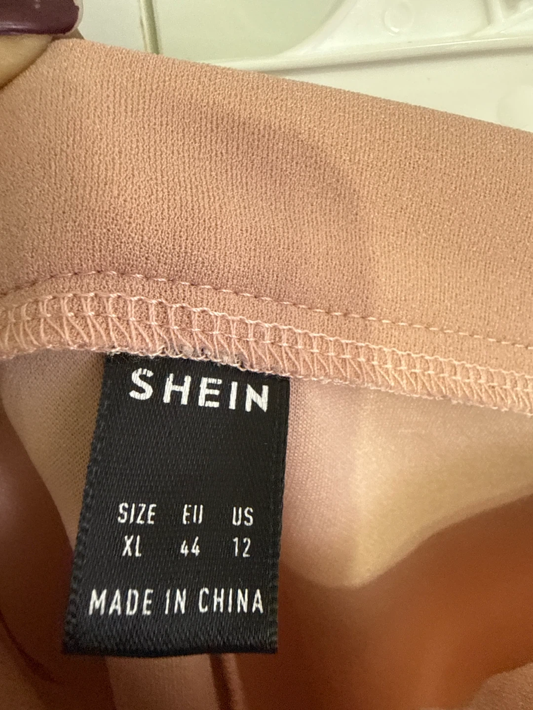 SHEIN Women's Rose Gold Cropped Pants Size XL - photo 2