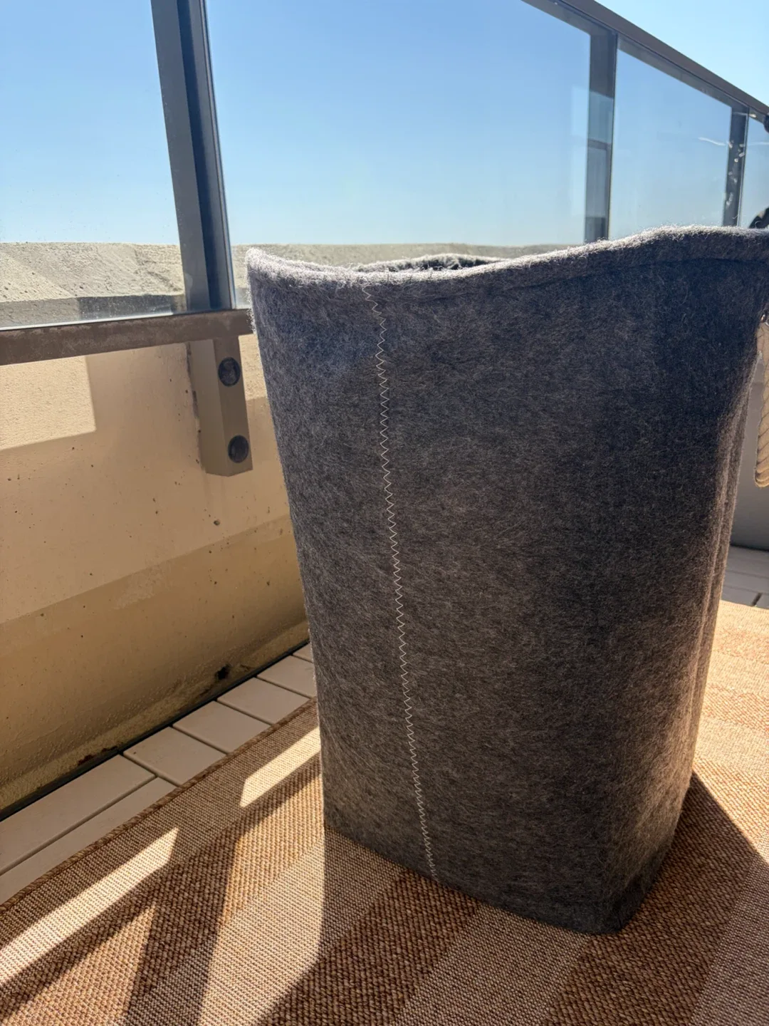 Grey Felt Laundry Basket - photo 2
