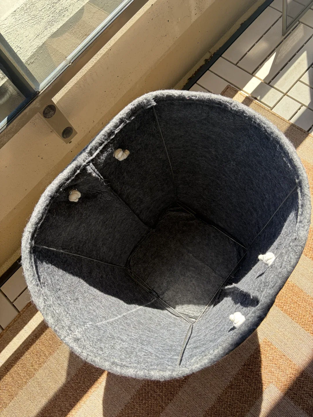 Grey Felt Laundry Basket - photo 3