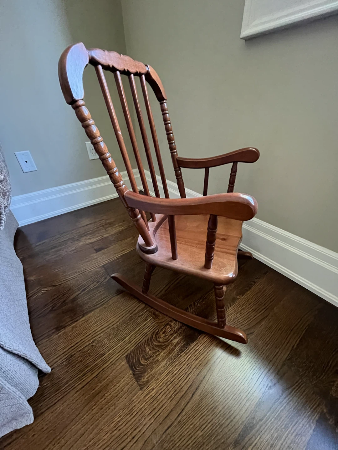 Kids Wooden Rocking Chair - photo 2